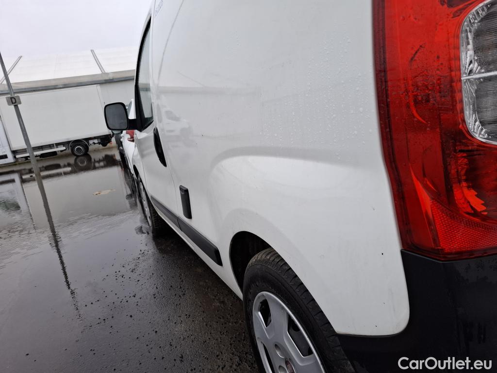  Fiat  Fiorino FIAT  / 2016 / 4P / Fourgonnette 1.3 Multijet 80 Pro Lounge #15