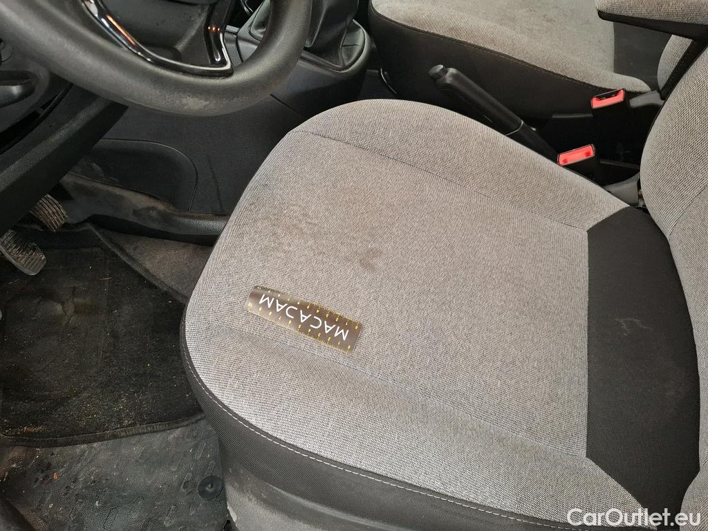  Fiat  Fiorino FIAT  / 2016 / 4P / Fourgonnette 1.3 Multijet 80 Pro Lounge #40