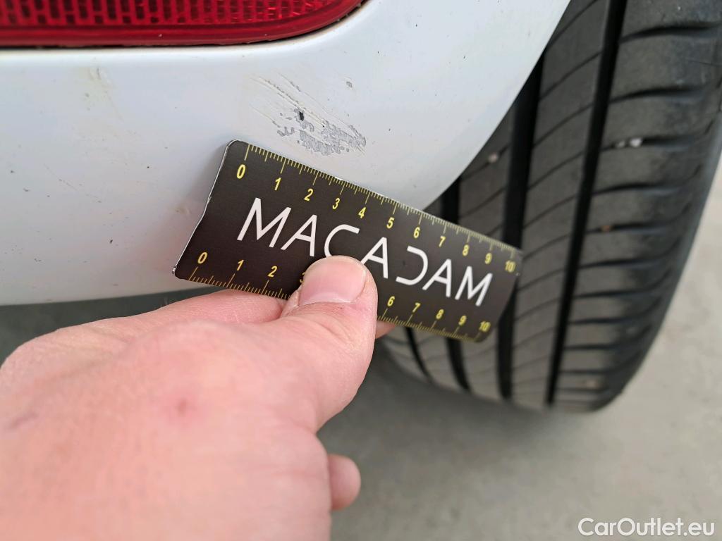  Renault  Clio  IV Générique 1.2 75CV BVM5 E6 / TRANSFO VP/VF #30