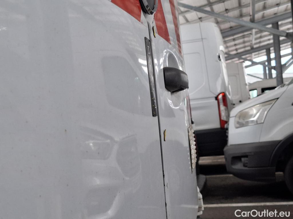  Mercedes  Sprinter MERCEDES-BENZ  / 2018 / 4P / Fourgon tôlé 516 CDI Emp 3665 3.5T #64