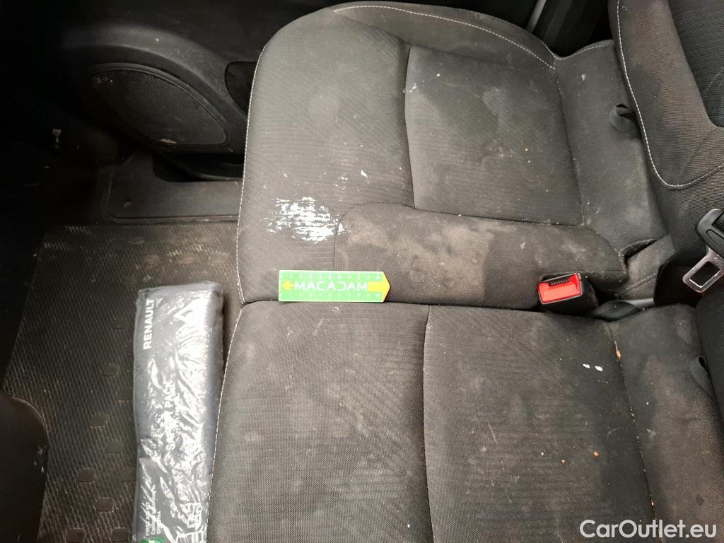  Renault  Trafic RENAULT  / 2019 / 4P / Fourgon tole FG GCF L2H1 1300 dCi 120 #25