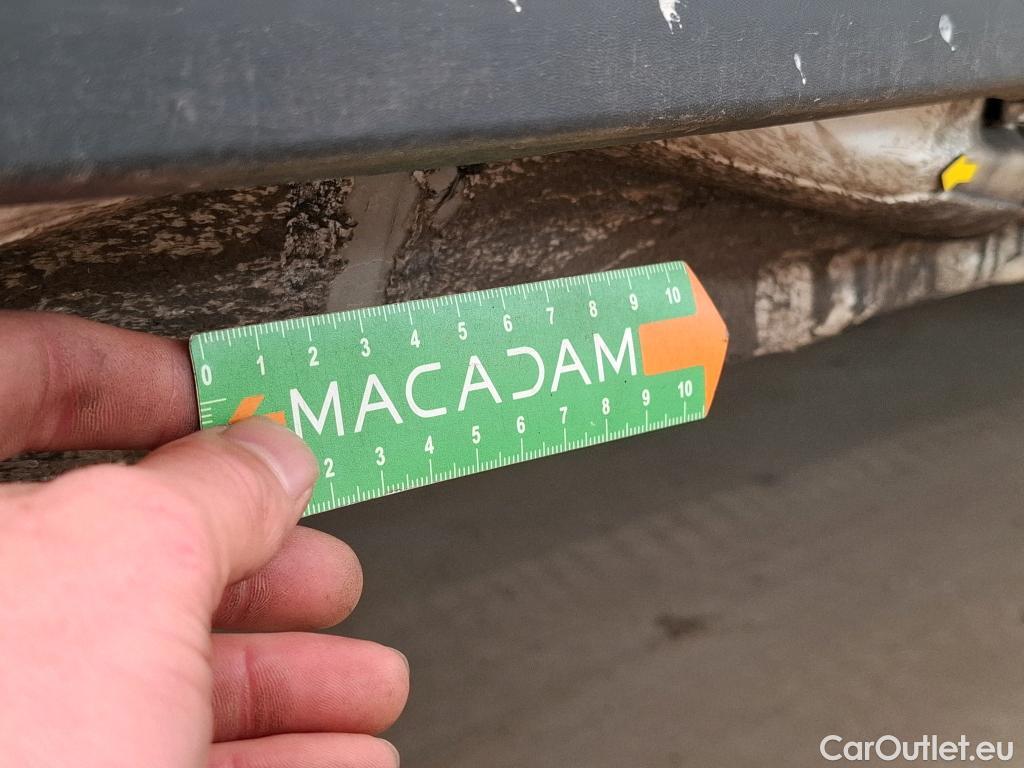  Renault  Trafic RENAULT  / 2019 / 4P / Fourgon tole FG GCF L2H1 1300 dCi 120 #20