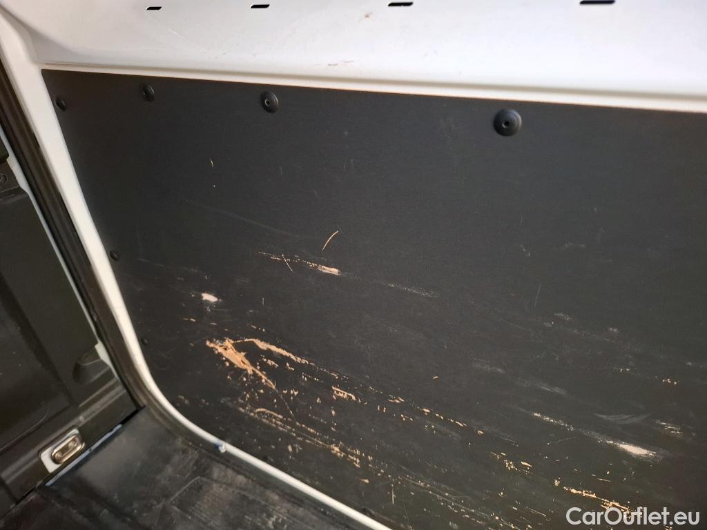  Volkswagen  Caddy VOLKSWAGEN  Cargo / 2021 / 4P / Fourgonnette 2.0 TDI 122ch DSG Maxi Business #30