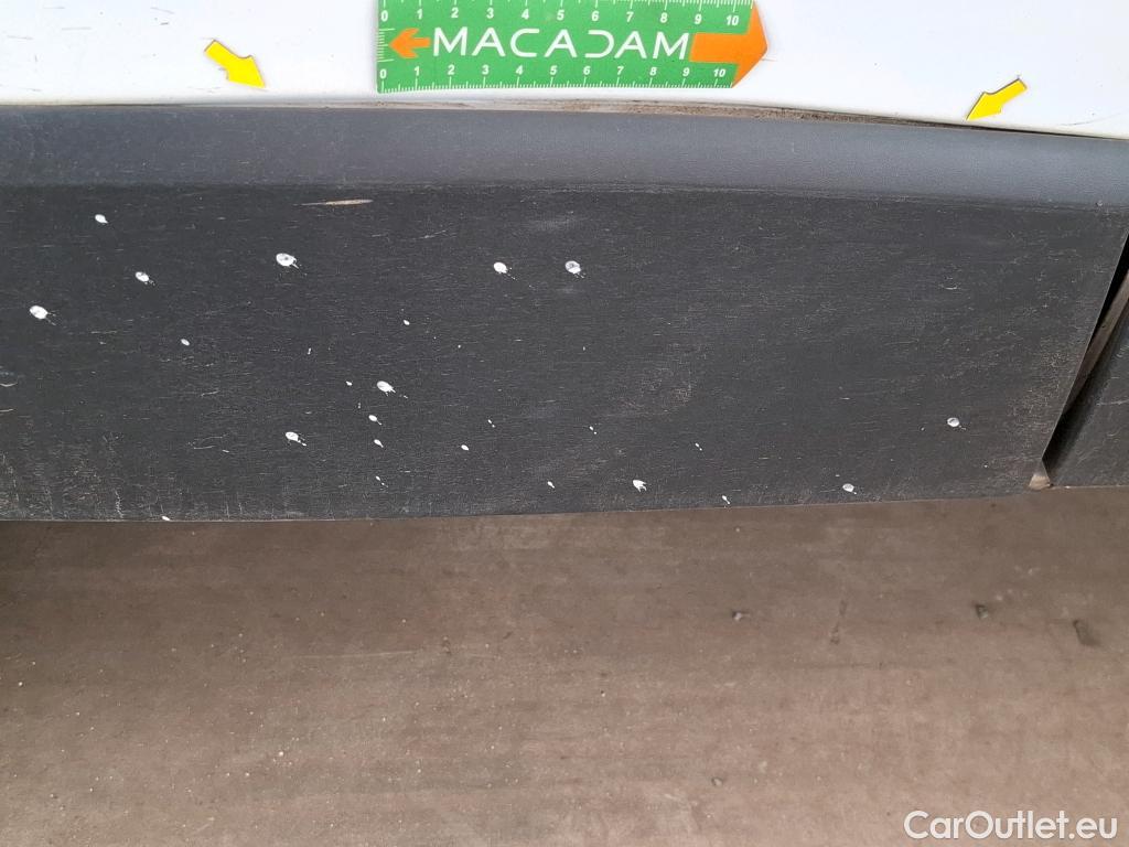  Renault  Trafic RENAULT  / 2019 / 4P / Fourgon tole FG GCF L2H1 1300 dCi 120 #46