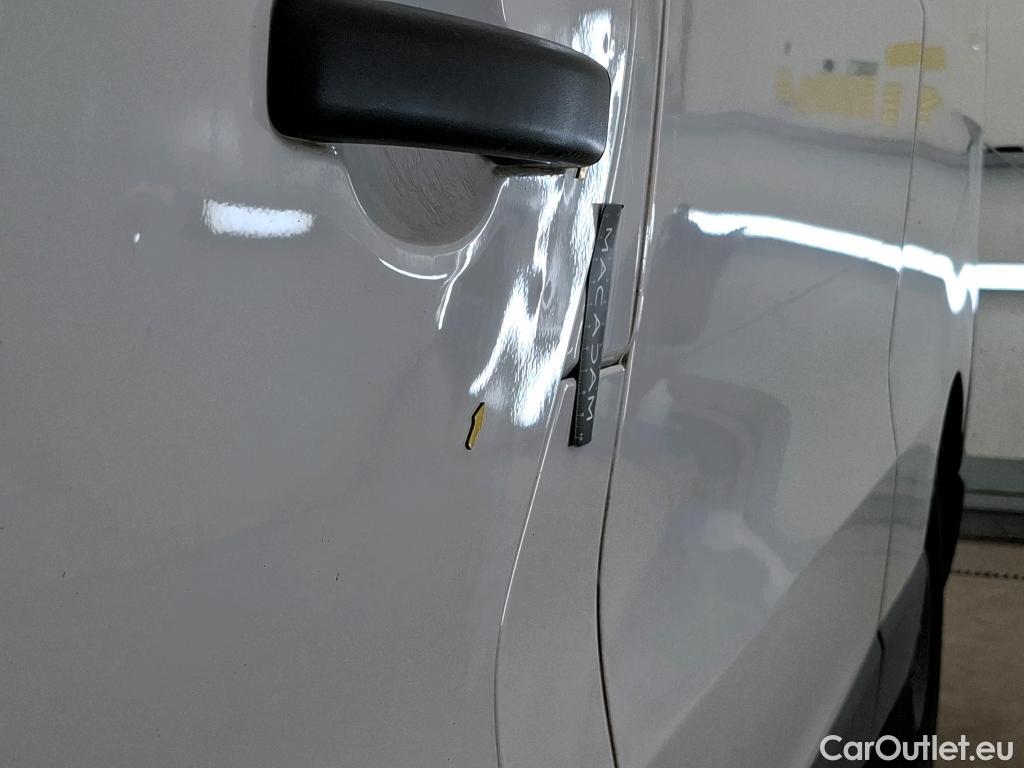  Renault  Trafic RENAULT  / 2021 / 4P / Fourgon tôlé FG GCF L2H1 3T Blue dCi 130 #26