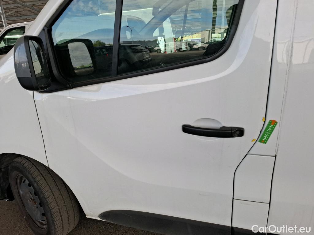  Renault  Trafic  III Fourgon L2H1 3T Confort 2.0 dCi 130CV BVM6 E6d #8