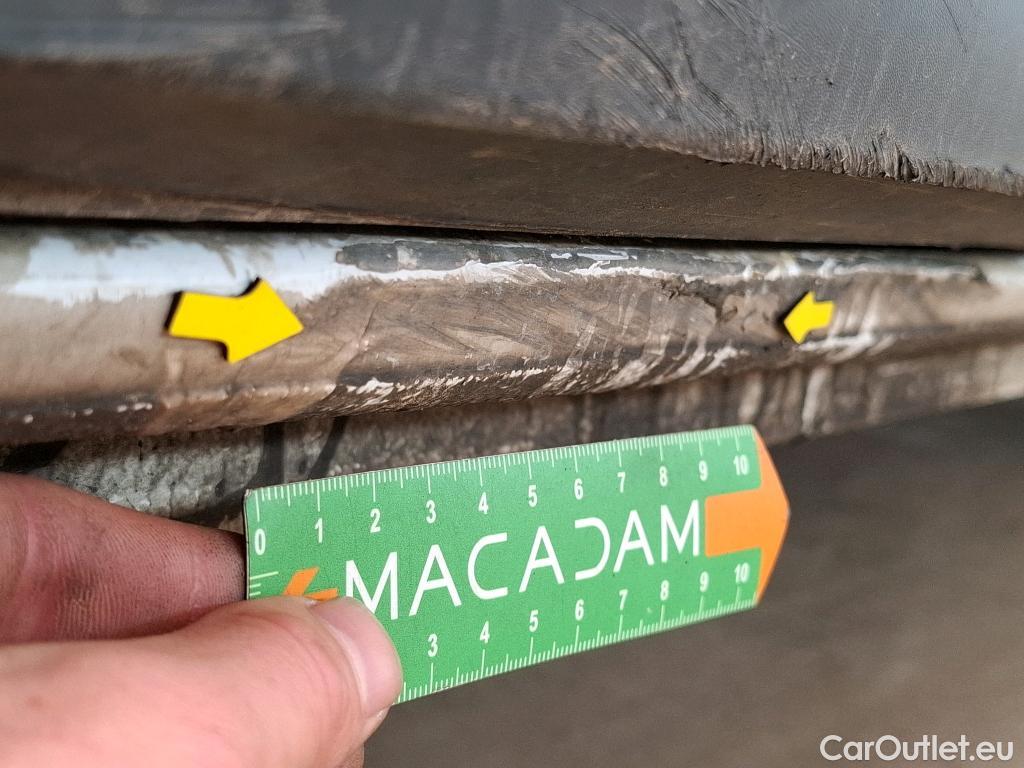  Renault  Trafic RENAULT  / 2019 / 4P / Fourgon tole FG GCF L2H1 1300 dCi 120 #41