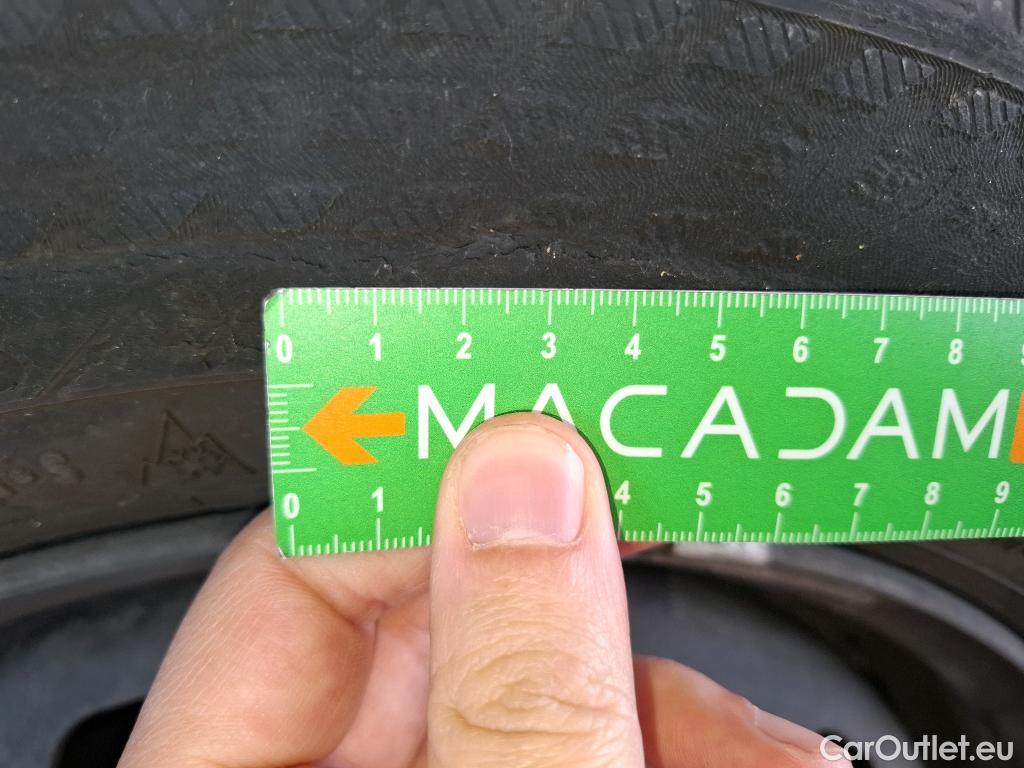  Renault  Trafic  III Fourgon L2H1 3T Confort 2.0 dCi 130CV BVM6 E6d #17