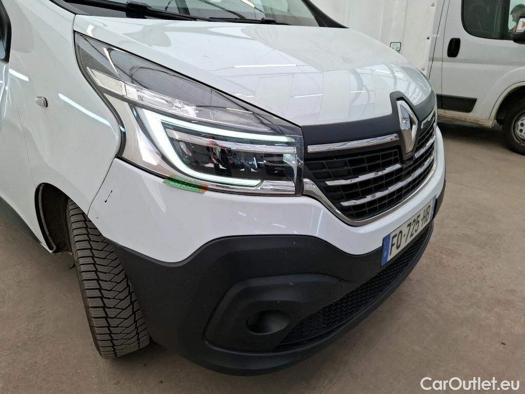  Renault  Trafic RENAULT  / 2019 / 4P / Fourgon tole FG GCF L2H1 1300 dCi 120 #63