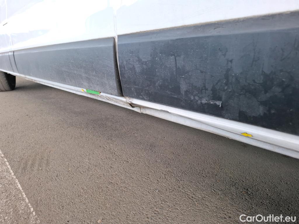  Renault  Trafic  III Fourgon L2H1 3T Confort 2.0 dCi 130CV BVM6 E6d #4