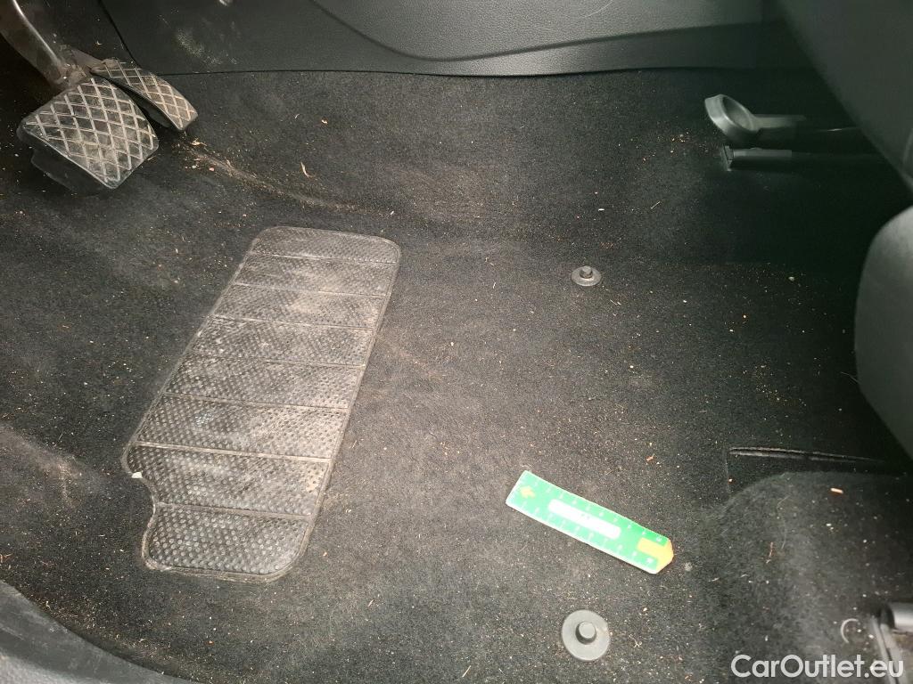  Volkswagen  Caddy VOLKSWAGEN  Cargo / 2021 / 4P / Fourgonnette 2.0 TDI 122ch DSG Maxi Business #38