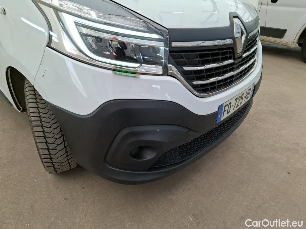  Renault  Trafic RENAULT  / 2019 / 4P / Fourgon tole FG GCF L2H1 1300 dCi 120 #68