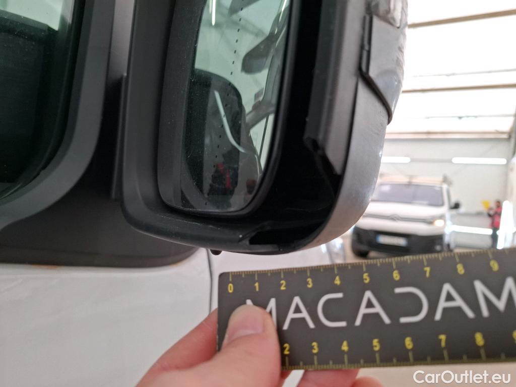  Renault  Trafic RENAULT  / 2021 / 4P / Fourgon tôlé FG GCF L2H1 3T Blue dCi 130 #24