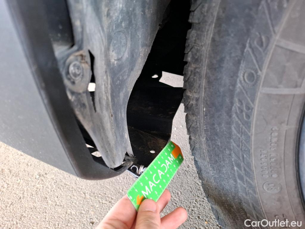  Renault  Trafic  III Fourgon L2H1 3T Confort 2.0 dCi 130CV BVM6 E6d #23