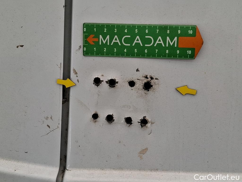  Renault  Trafic RENAULT  / 2019 / 4P / Fourgon tole FG GCF L2H1 1300 dCi 120 #23