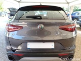  Alfa Romeo   STELVIO ALFA ROMEO / 2017 / 5P / SUV 2.2 TD 190 CV SUPER BUSINESS AT8 Q4 #37