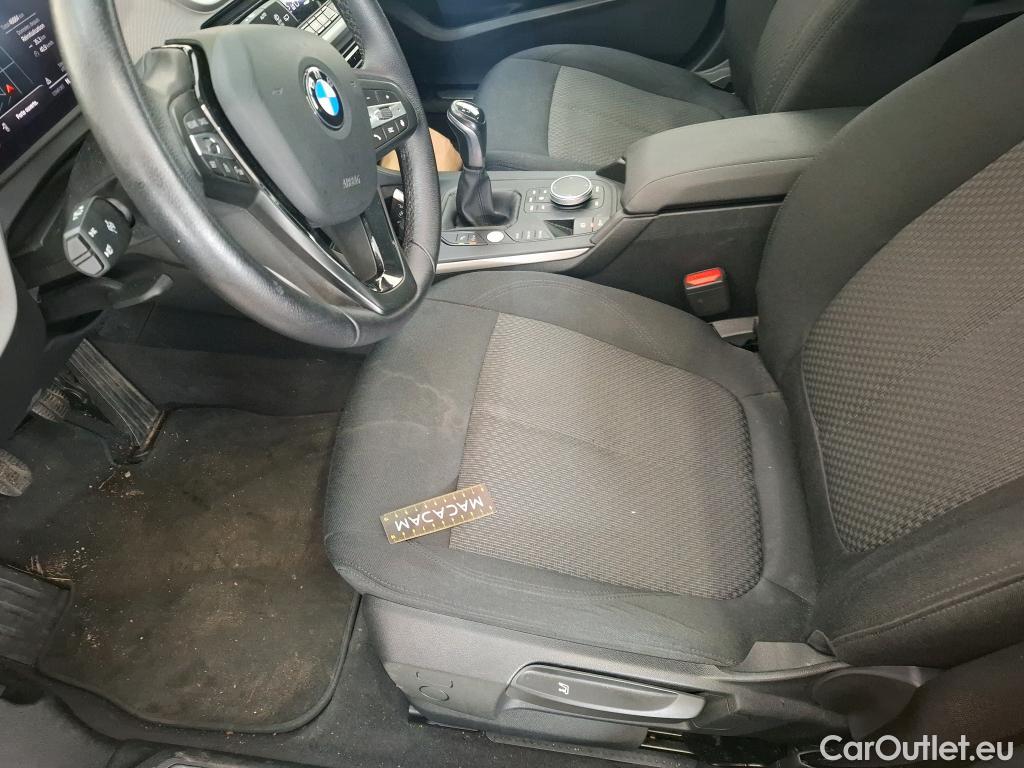  Bmw  Serie 1 BMW Série 1 / 2019 / 5P / Berline 116i Business Design #35