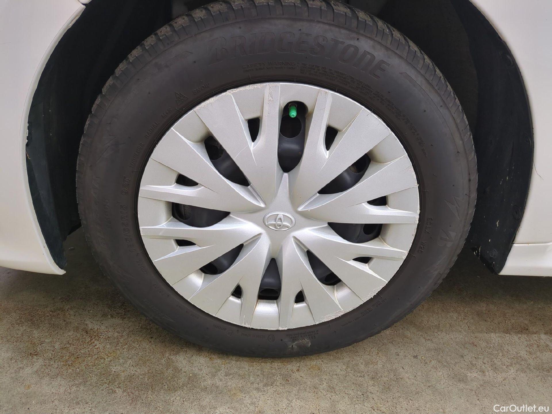  Toyota  Yaris TOYOTA  Hybride / 2019 / 5P / Berline Hybride 116h Dynamic Business Beyond Zer #2