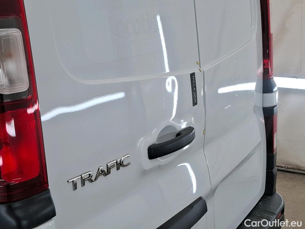  Renault  Trafic  Fourgon L2H1 3T Grand Confort 2.0 dCi 130CV BVM6 E6d #18