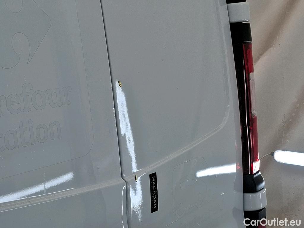  Renault  Trafic  Fourgon L2H1 3T Grand Confort 2.0 dCi 130CV BVM6 E6d #13