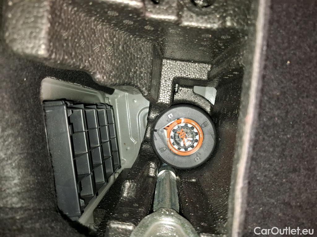  Bmw  X2 BMW  2017 5P SUV sDrive18i Business Design #7