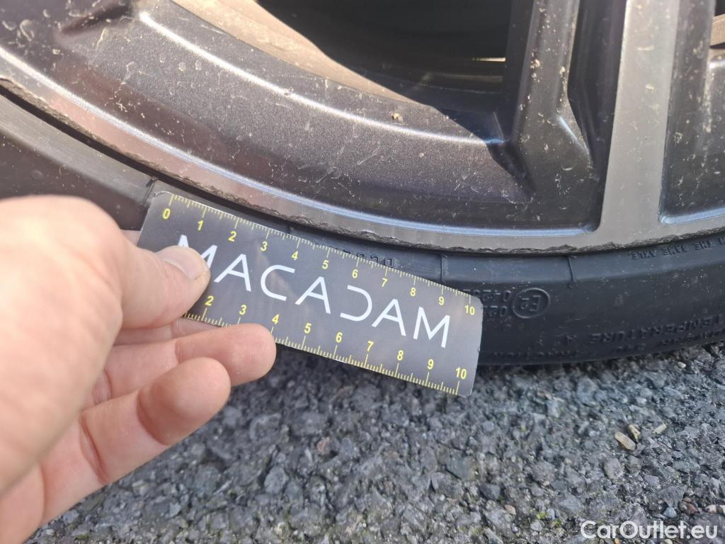  Bmw  Serie 1 BMW Série 1 / 2019 / 5P / Berline 116i Business Design #5