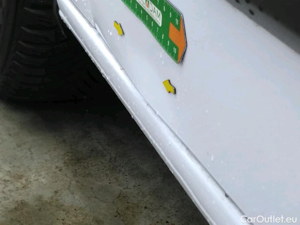  Citroen  Berlingo CITROEN  VU 4p Fourgonnette M 650kg BlueHDi 100 SandS BVM Driver #8