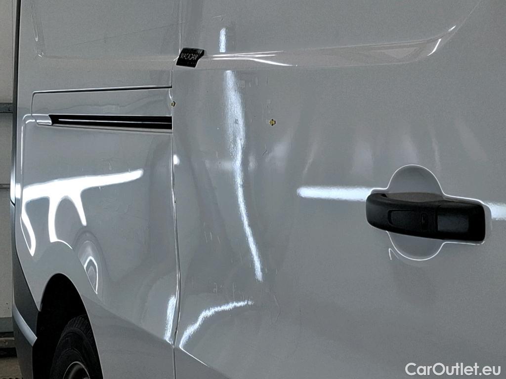  Renault  Trafic  Fourgon L2H1 3T Grand Confort 2.0 dCi 130CV BVM6 E6d #28