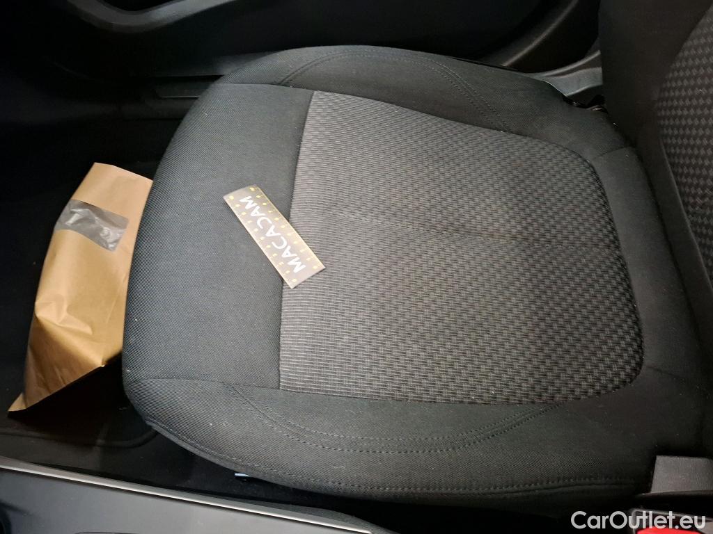  Bmw  Serie 1 BMW Série 1 / 2019 / 5P / Berline 116i Business Design #33