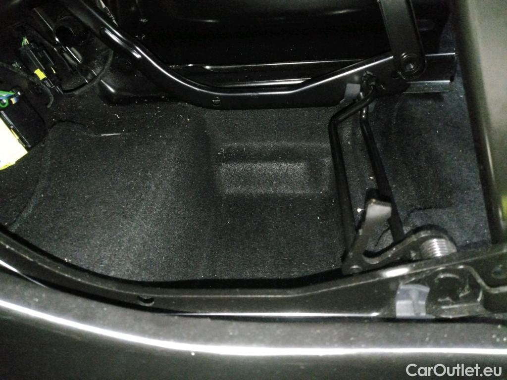  Citroen  Berlingo CITROEN  VU 4p Fourgonnette M 650kg BlueHDi 100 SandS BVM Driver #11