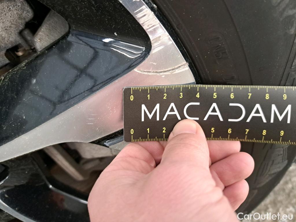  Citroen  C5 Aircross CITROEN  / 2018 / 5P / SUV Hybrid 225 ë-EAT8 Business #16