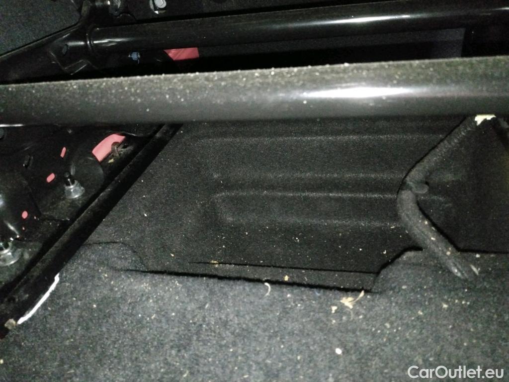  Citroen  Berlingo CITROEN  VU 4p Fourgonnette M 650kg BlueHDi 100 SandS BVM Driver #12