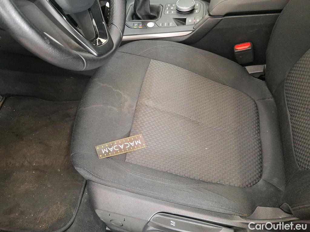  Bmw  Serie 1 BMW Série 1 / 2019 / 5P / Berline 116i Business Design #36