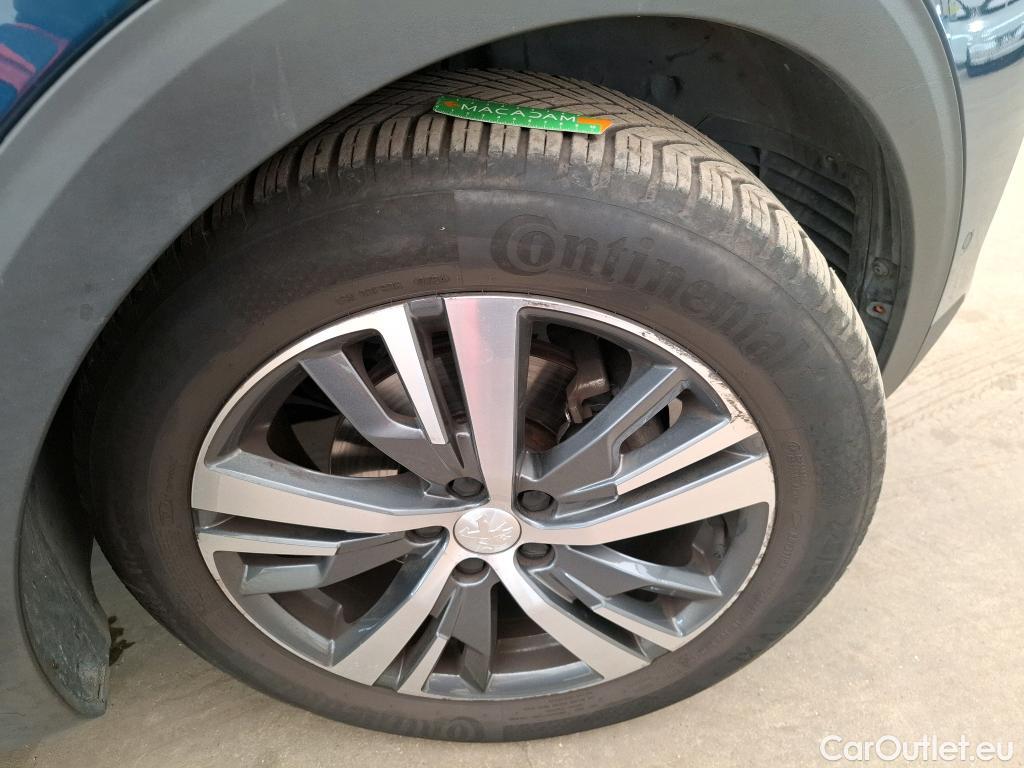  Peugeot  3008  Allure Pack 1.5 HDi 130CV BVA8 E6d #4
