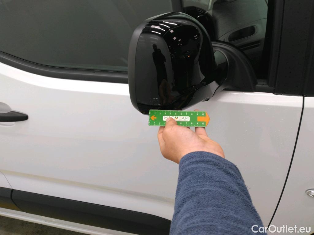  Citroen  Berlingo CITROEN  VU 4p Fourgonnette M 650kg BlueHDi 100 SandS BVM Driver #29