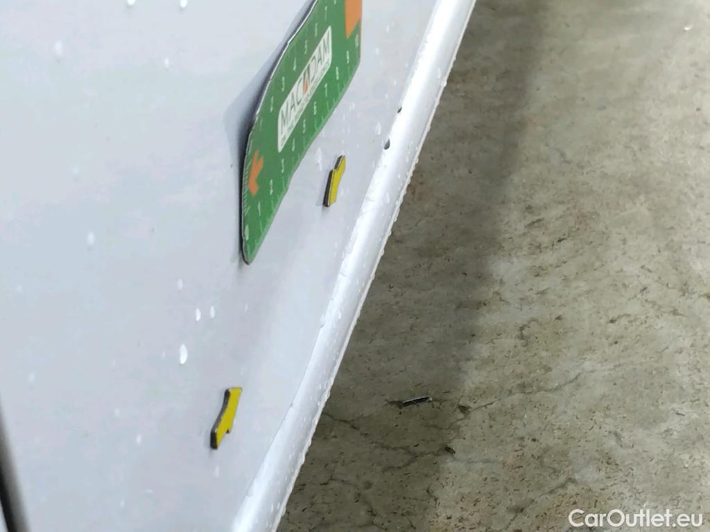  Citroen  Berlingo CITROEN  VU 4p Fourgonnette M 650kg BlueHDi 100 SandS BVM Driver #9