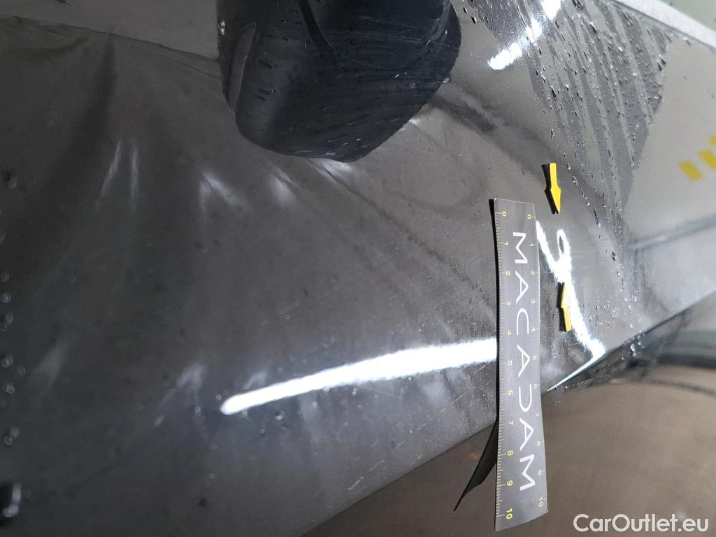  Bmw  Serie 1 BMW Série 1 / 2019 / 5P / Berline 116i Business Design #39