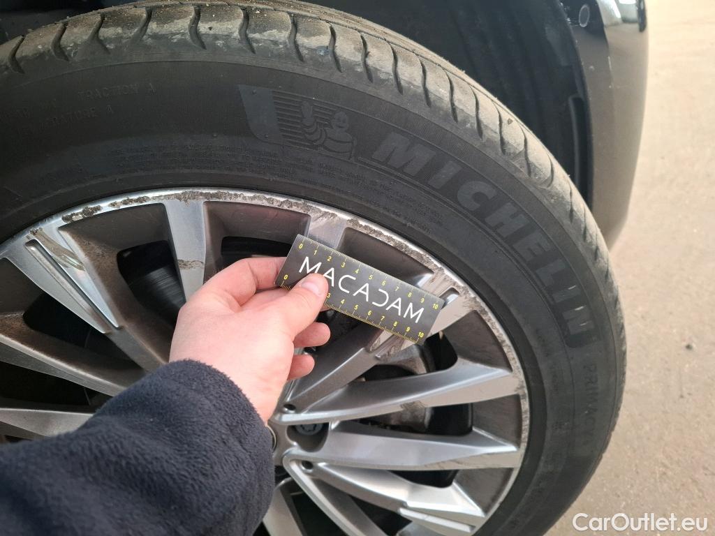  Bmw  Serie 2 Série 2 Gran Tourer 218 i Luxury Line 1.5 140CV BVA7 E6dT #4