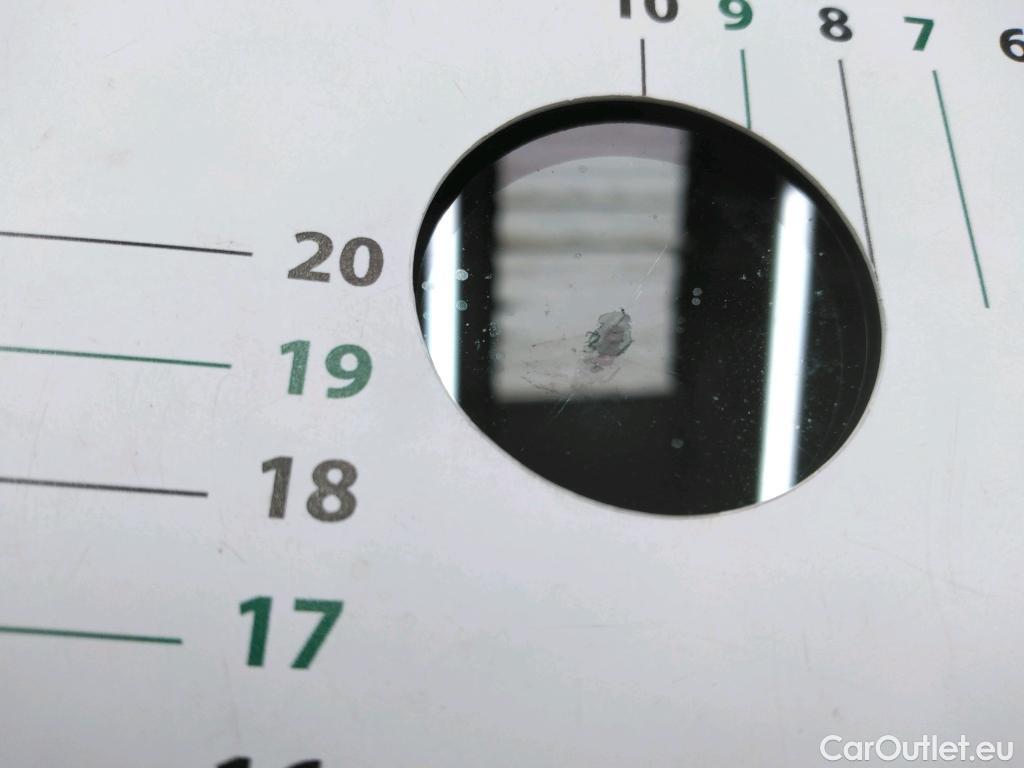  Citroen  Berlingo CITROEN  VU 4p Fourgonnette M 650kg BlueHDi 100 SandS BVM Driver #21