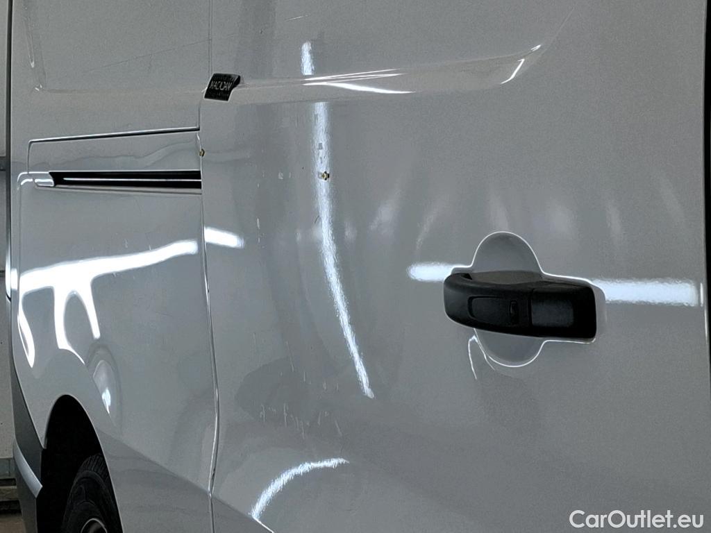  Renault  Trafic  Fourgon L2H1 3T Grand Confort 2.0 dCi 130CV BVM6 E6d #30