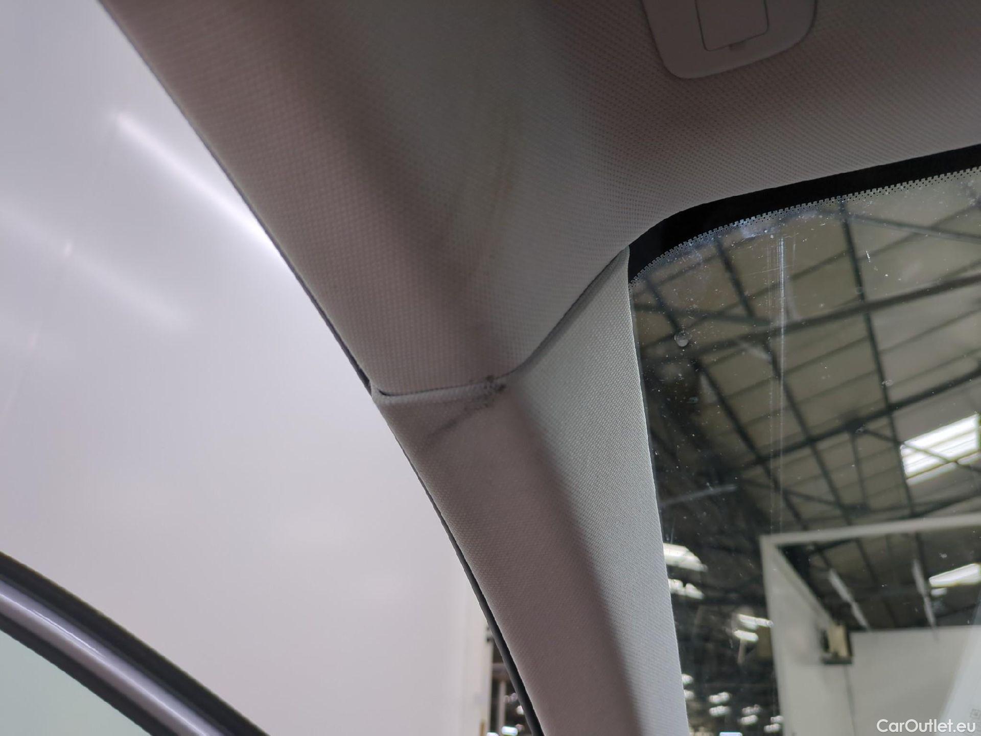  Peugeot  3008  Active Pack 1.5 HDi 130CV BVA8 E6d #59