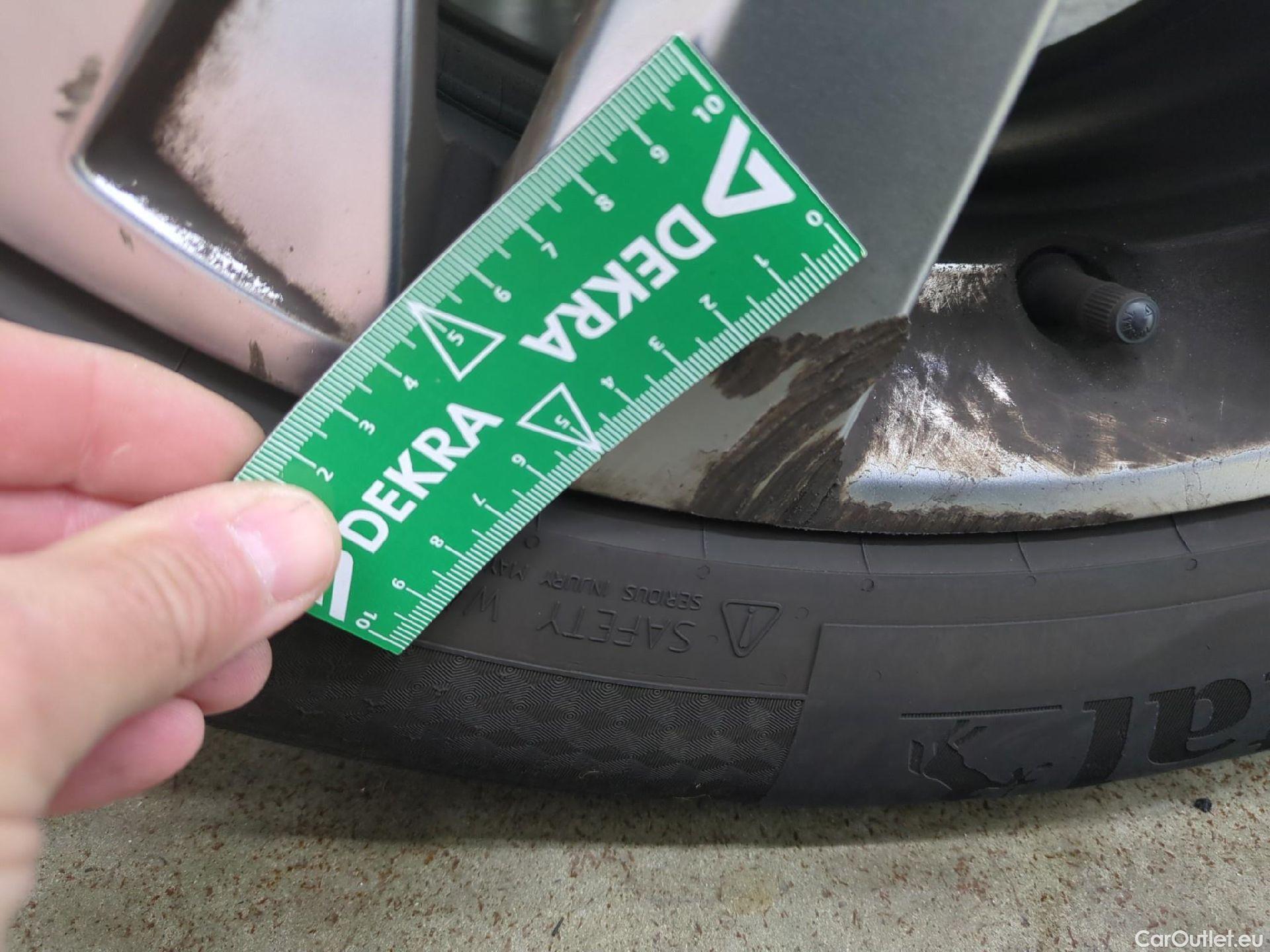  Peugeot  3008  Active Pack 1.5 HDi 130CV BVA8 E6d #6