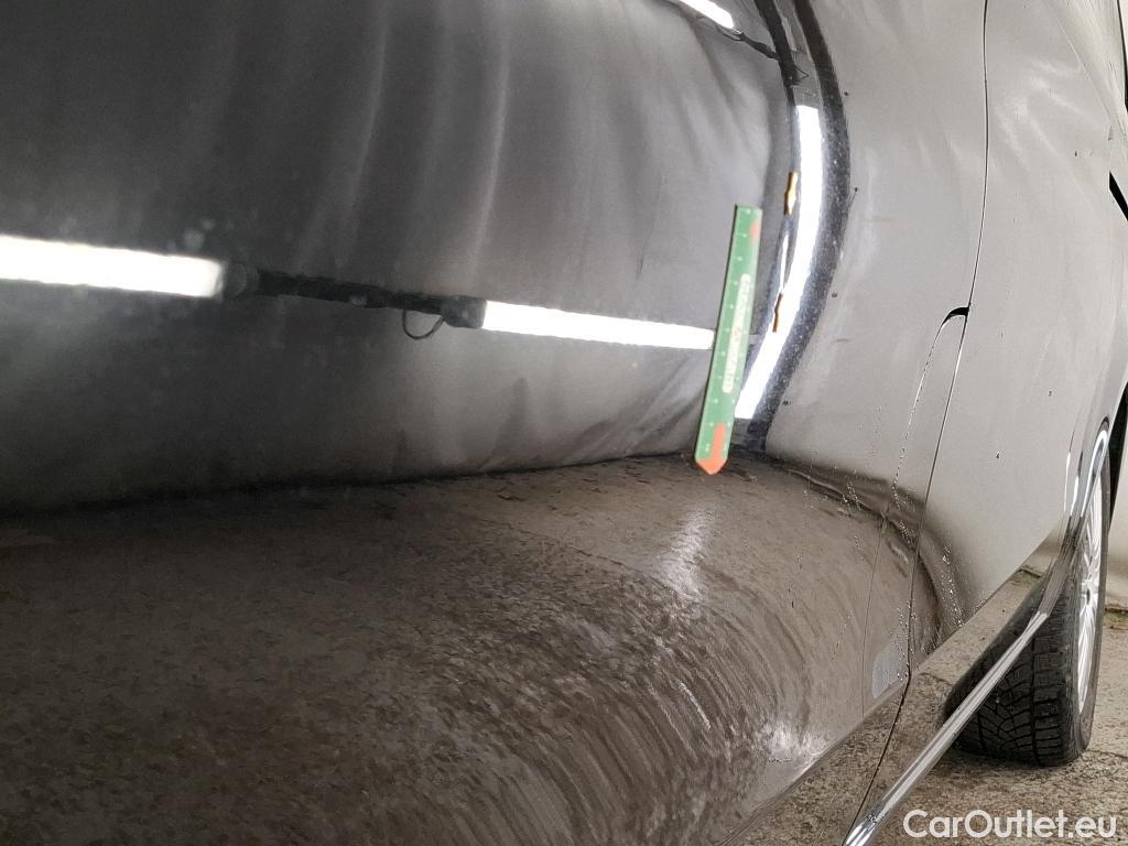  Mercedes  V-Klasse MERCEDES-BENZ Classe V Extra-Long 4p Monospace (MPV) V 220 d Design #2