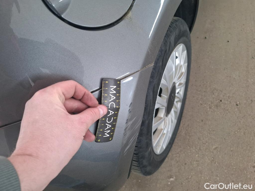  Fiat  500 FIAT   2015  3P  Berline Hybrid 10 BSG 70 ch Dolcevita #6