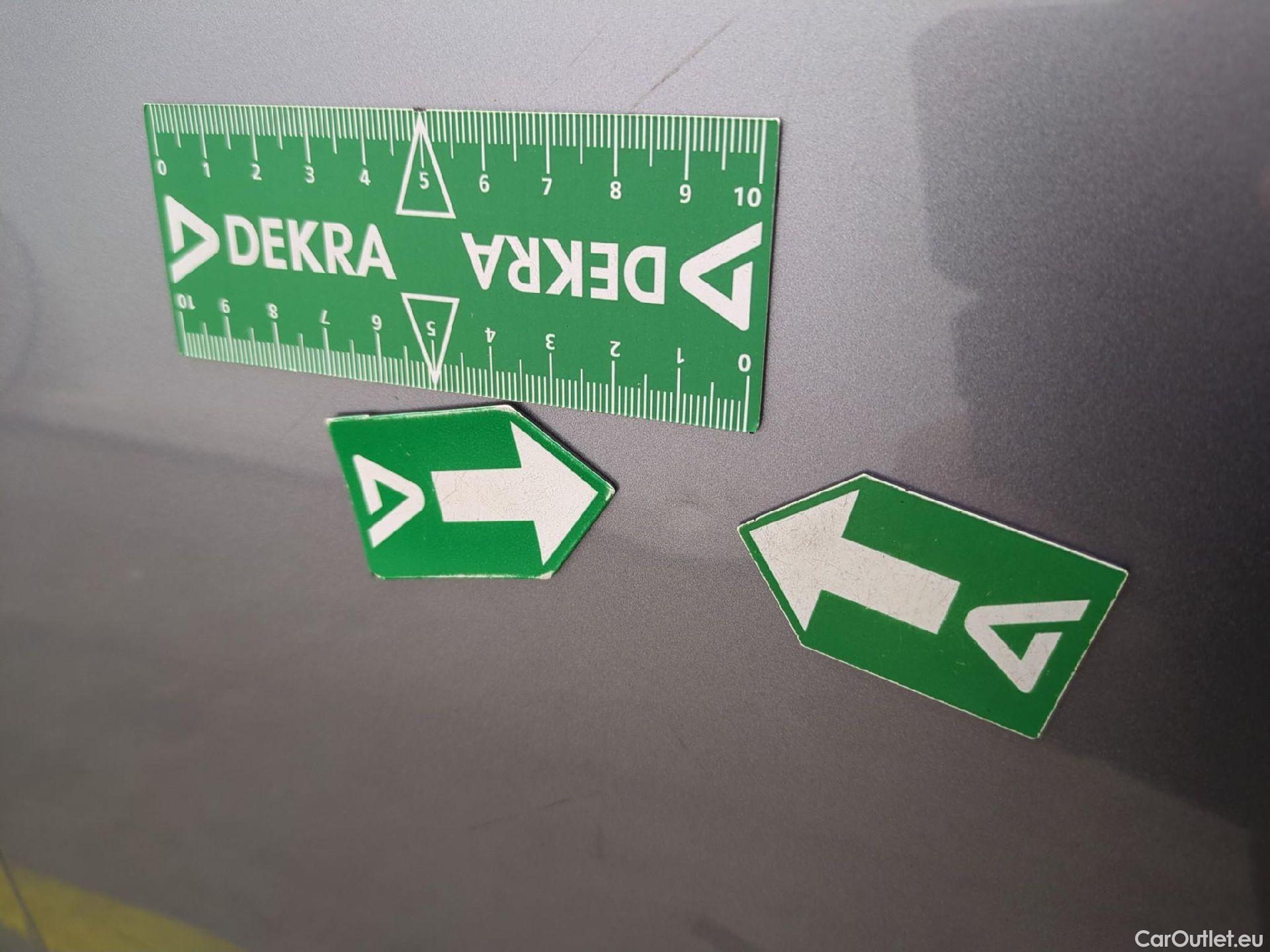  Peugeot  3008  Active Pack 1.5 HDi 130CV BVA8 E6d #63