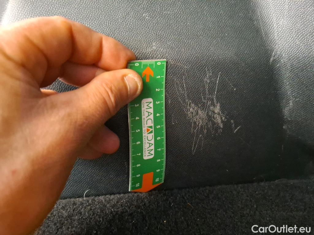  Peugeot  2008  Allure Business 1.2 PureTech 130CV BVA8 E6d #31