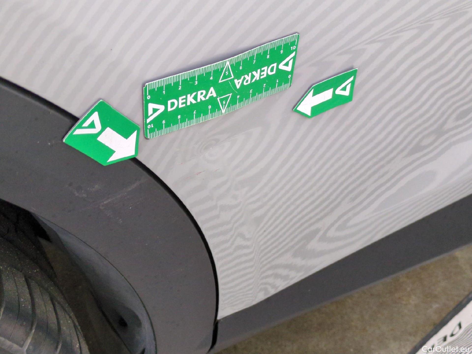  DS  DS7 7 Crossback Executive 2.0 BlueHDi 180CV BVA8 E6d #20