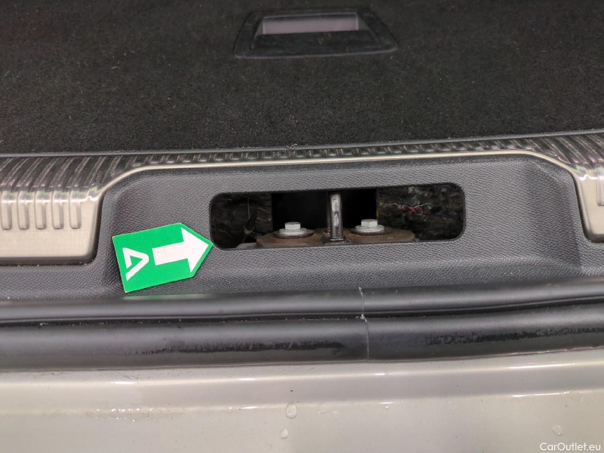  DS  DS7 7 Crossback Executive 2.0 BlueHDi 180CV BVA8 E6d #2