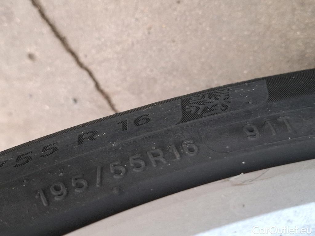  Renault  Clio  V Zen 1.0 TCe 100CV BVM5 E6dT #6