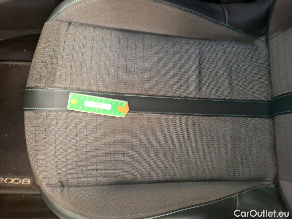  Peugeot  2008  Allure Business 1.2 PureTech 130CV BVA8 E6d #44